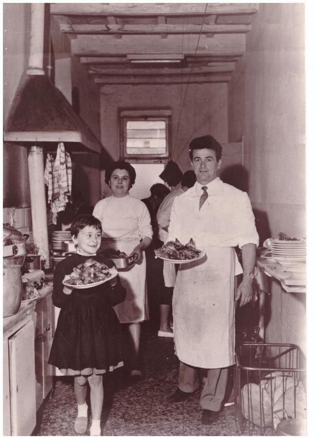 Albergo Ristorante Da Vestro Monticiano Eksteriør billede