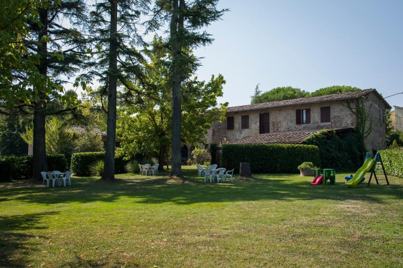 Albergo Ristorante Da Vestro Monticiano Eksteriør billede