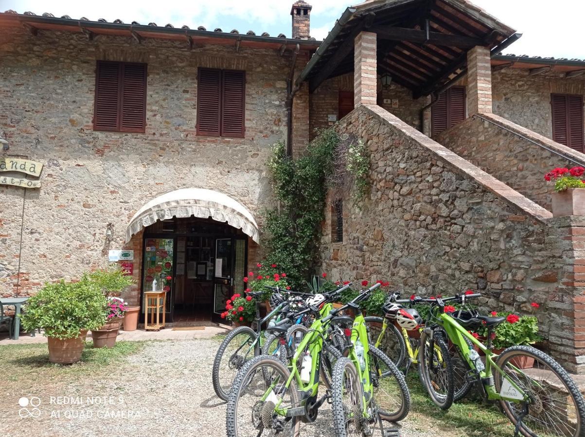 Albergo Ristorante Da Vestro Monticiano Eksteriør billede
